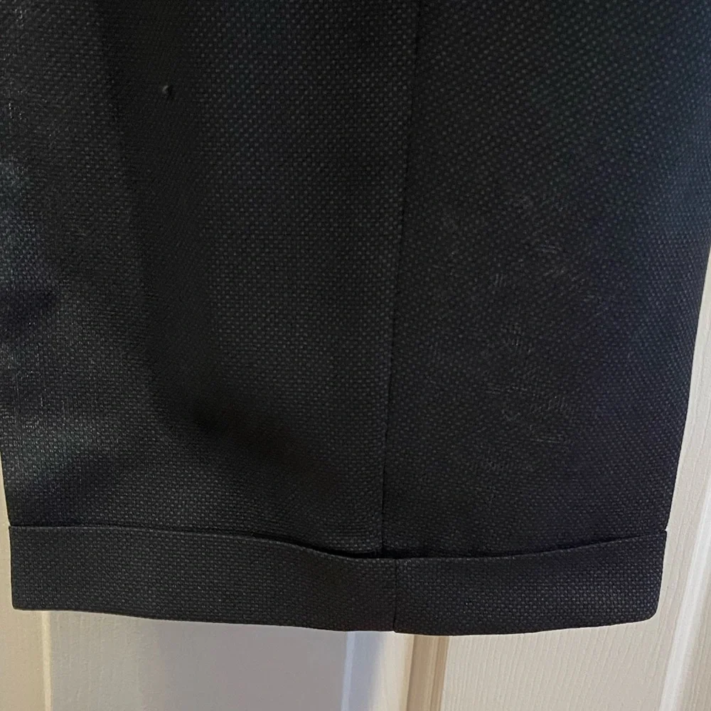 Vintage Hugo Boss wool suit. 44L. Charcoal Blue. Excellent condition. - Picture 3 of 12